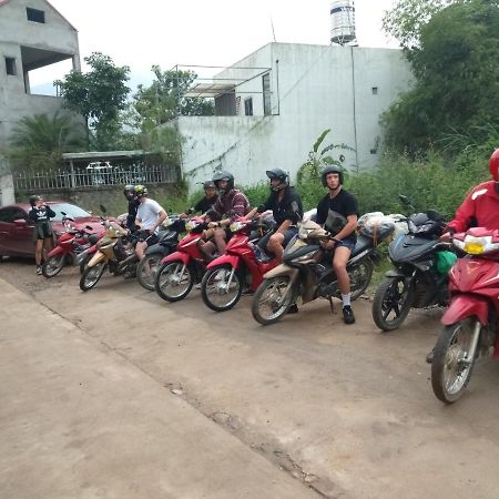 Linh Homestay And Motorbikes Rent Ha Giang Exteriör bild