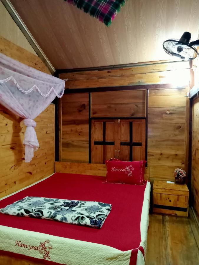Linh Homestay And Motorbikes Rent Ha Giang Exteriör bild