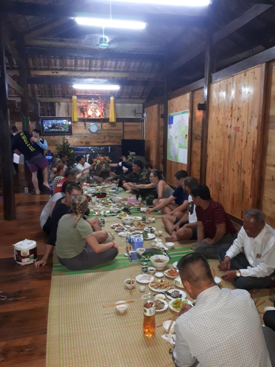 Linh Homestay And Motorbikes Rent Ha Giang Exteriör bild